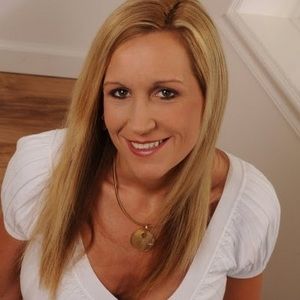 Meet your Posher, Casie